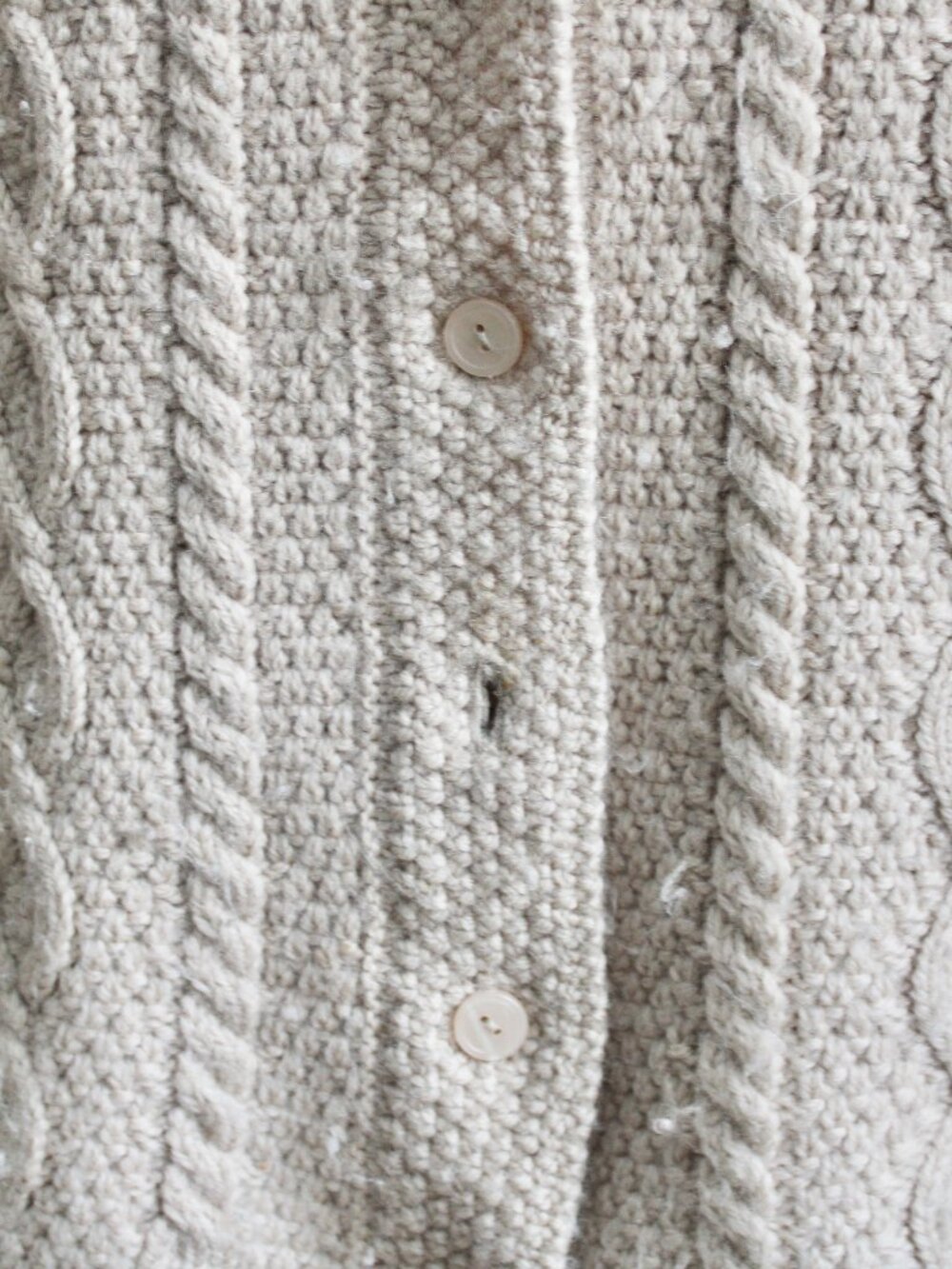 Paul James England Cardigan Cable Knit Wool Sweater Cream Tan Size Small - Picture 4 of 4